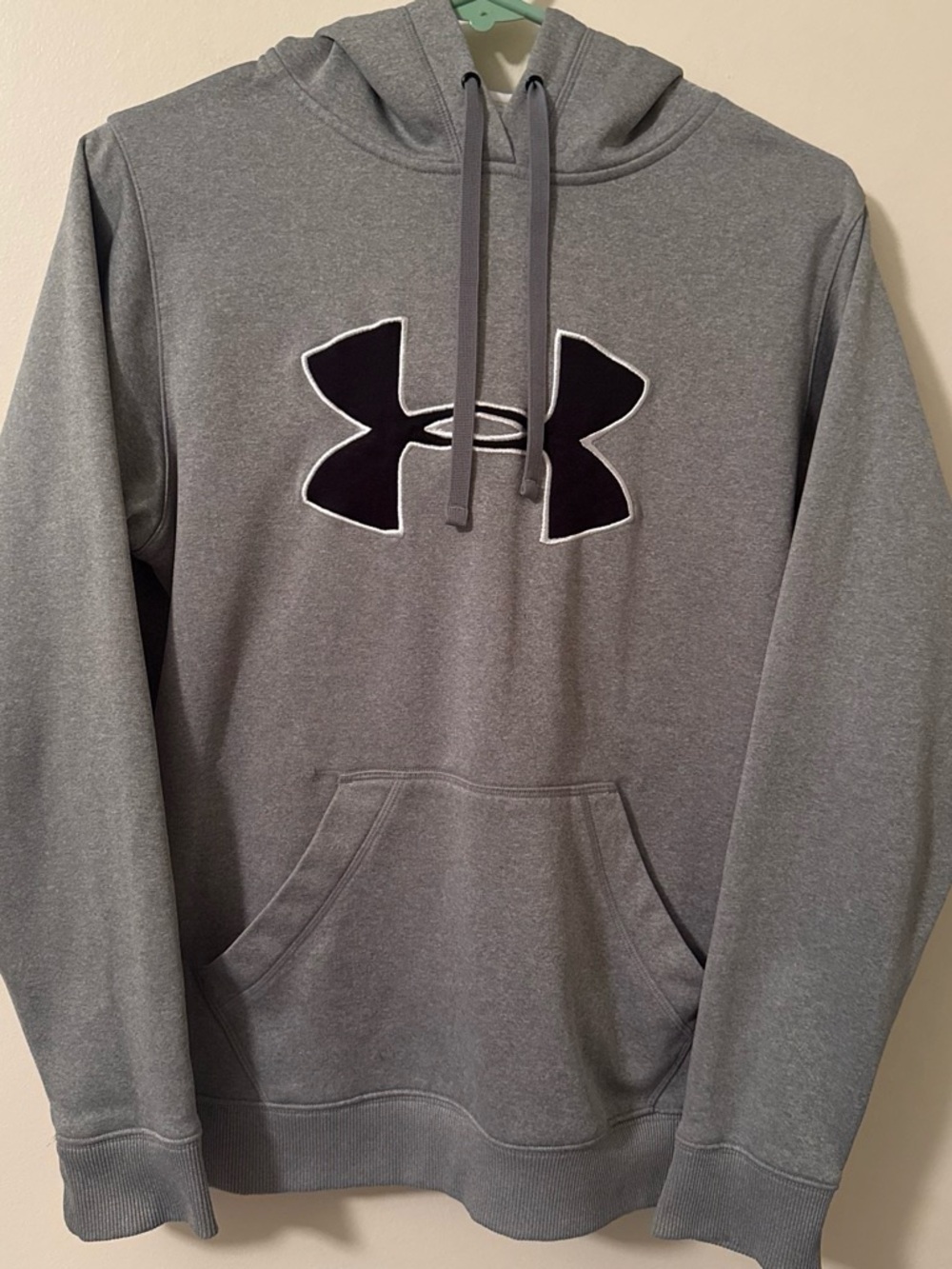 Under Armour Men's Gray Hoodie